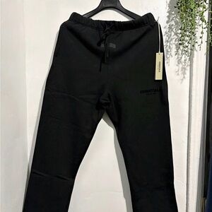 Essentials Men's Strech limo